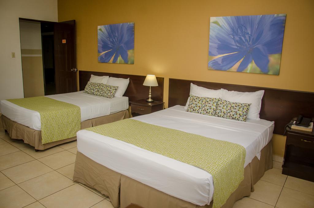 Residencial Cervantes Hotel